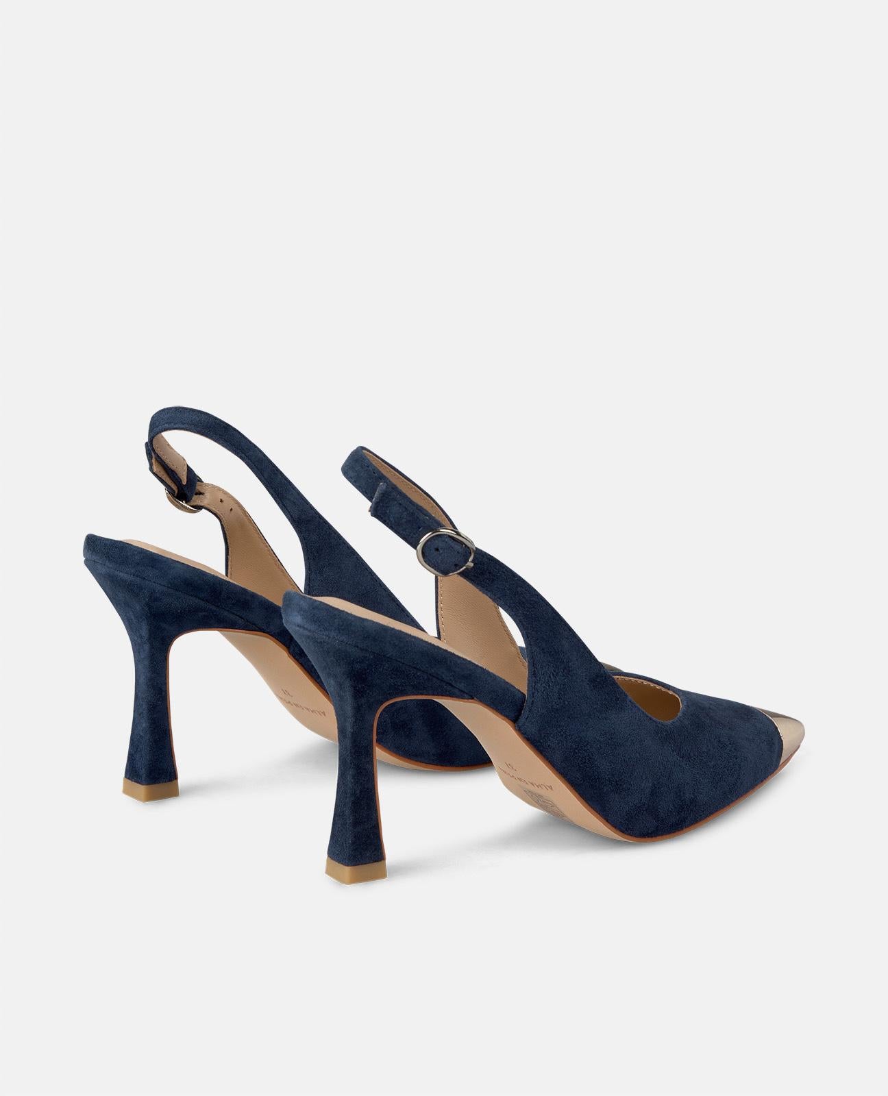 SCHUH MIT METALLIC-DETAIL