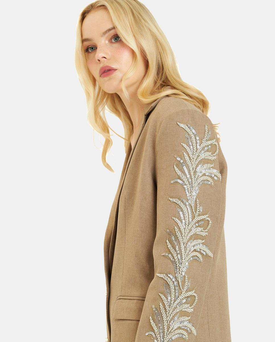 BLAZER AVEC MANCHES BRODÉES