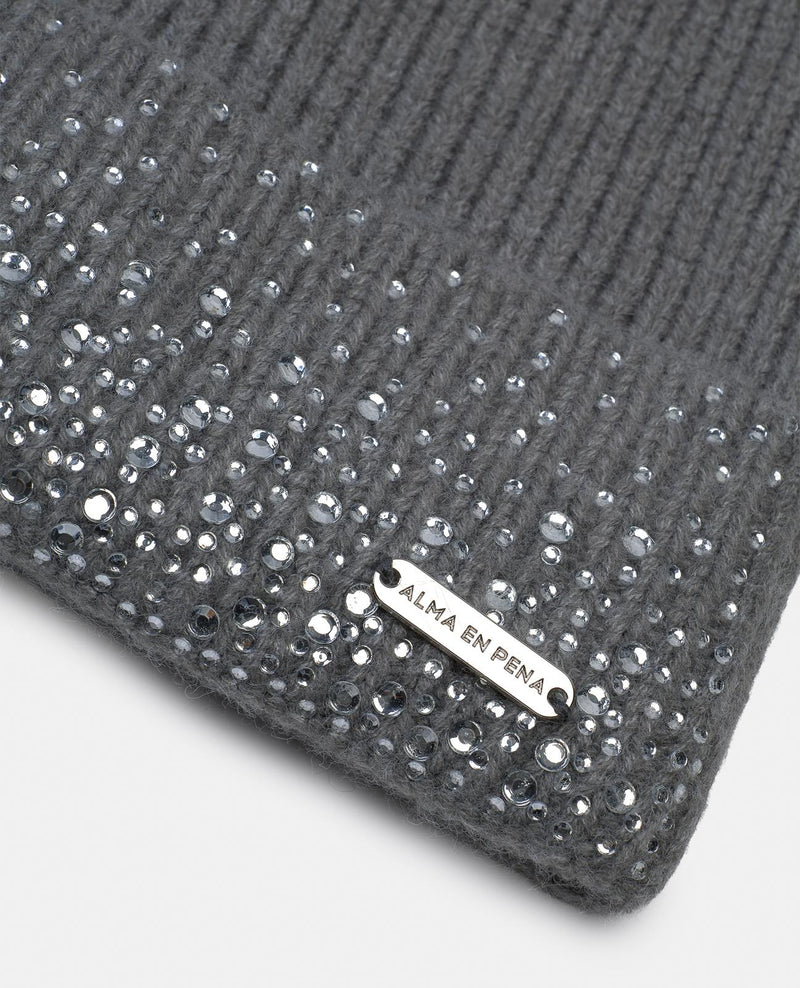 GORRO PUNTO ABALORIOS