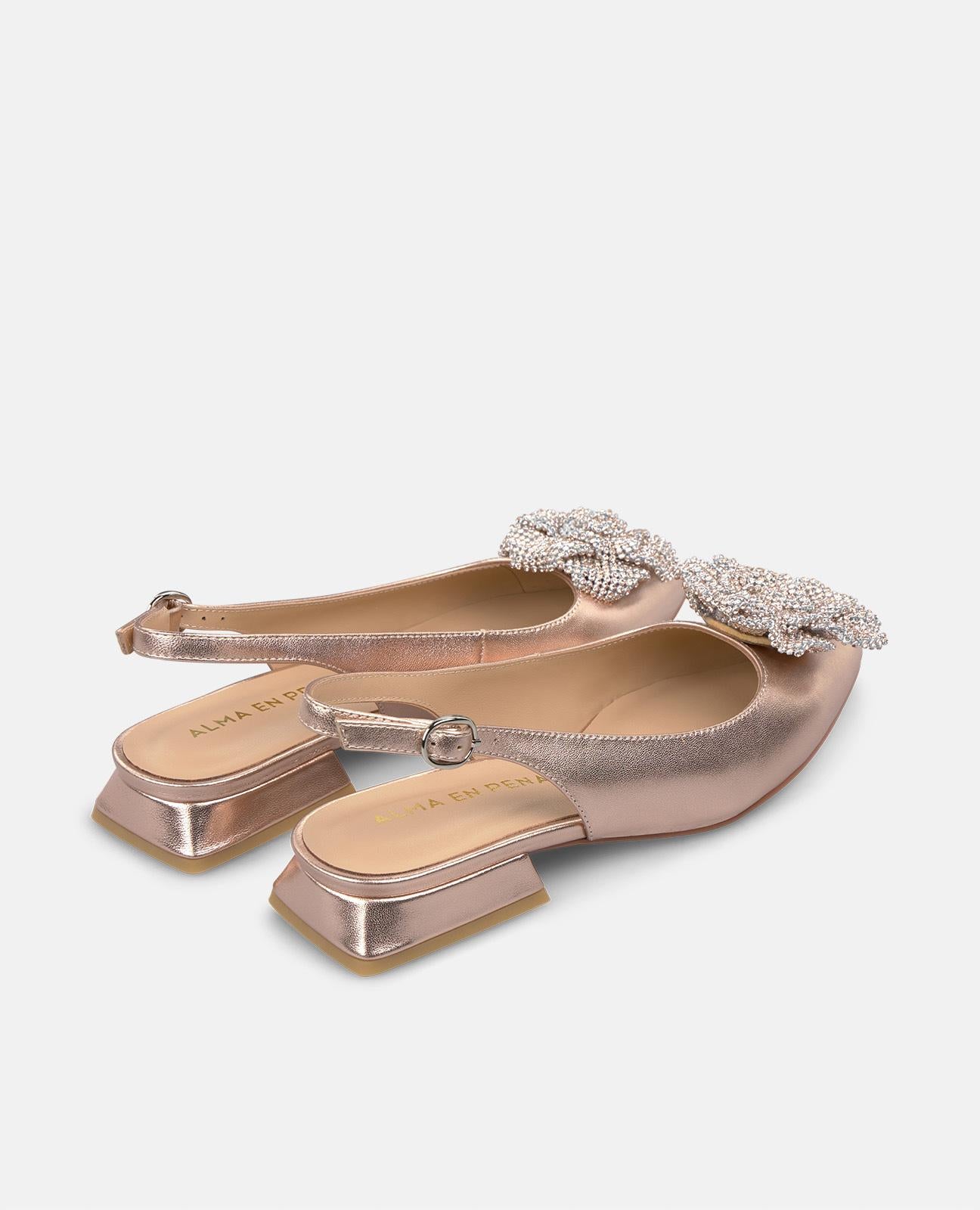 ZAPATO PLANO CON FLOR