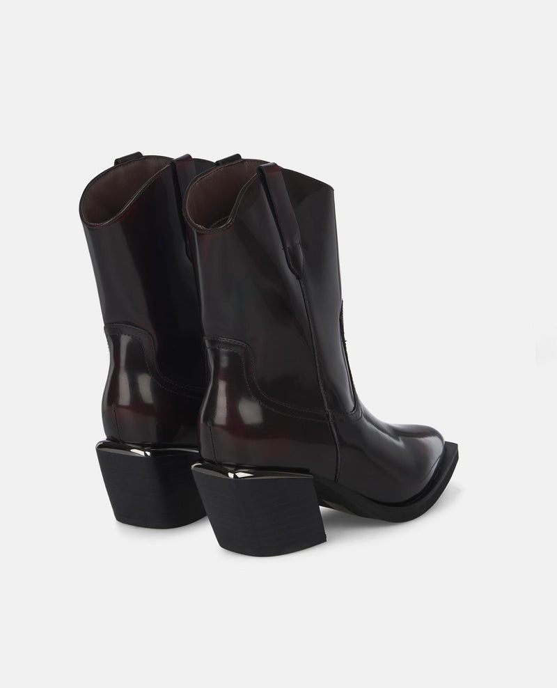 BOTÍN TACÓN CAÑA BAJA