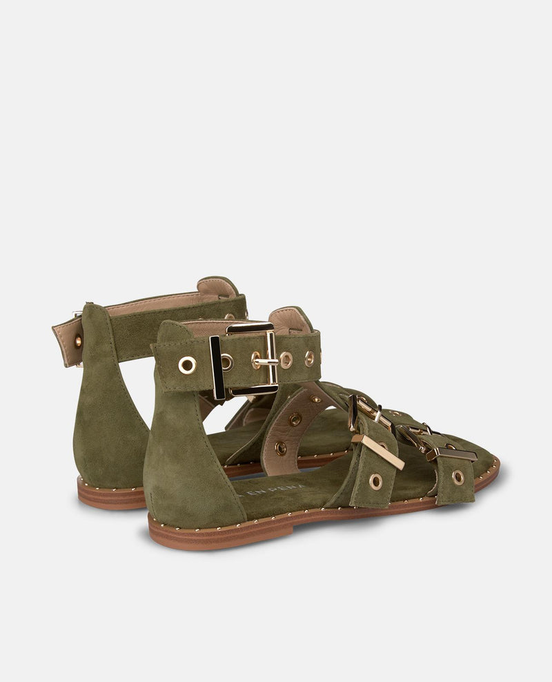 SANDALIA PLANA CON HEBILLA ANCHA