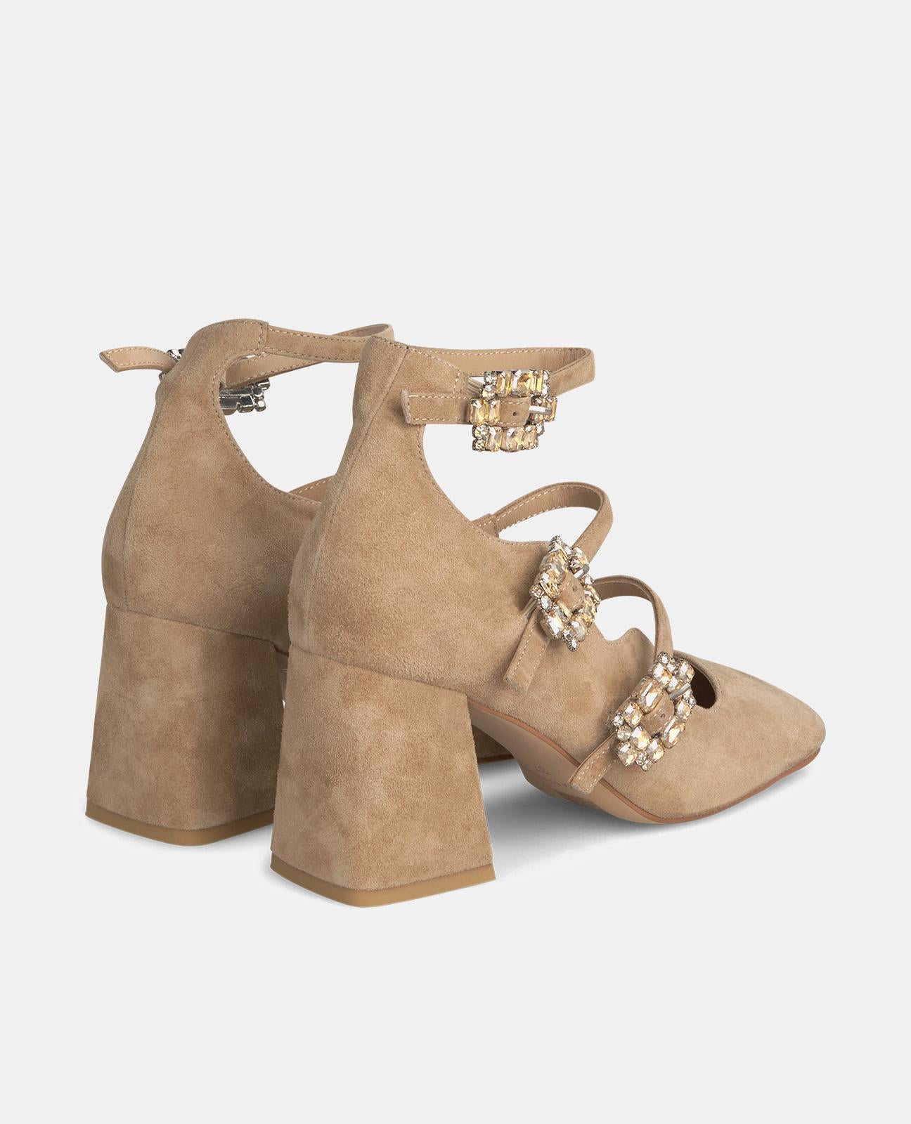 DREI-SCHNALLEN-ABSATZ-SCHUH