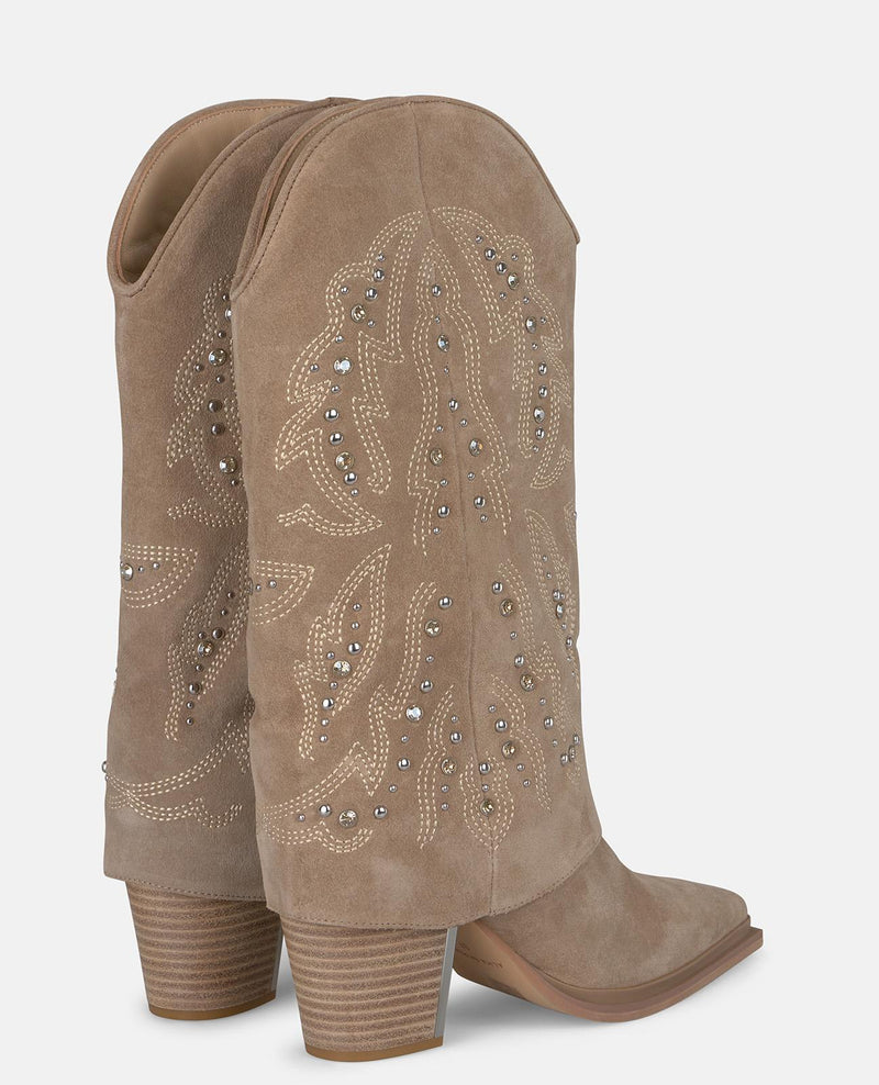 EMBROIDERED GAITER BOOT