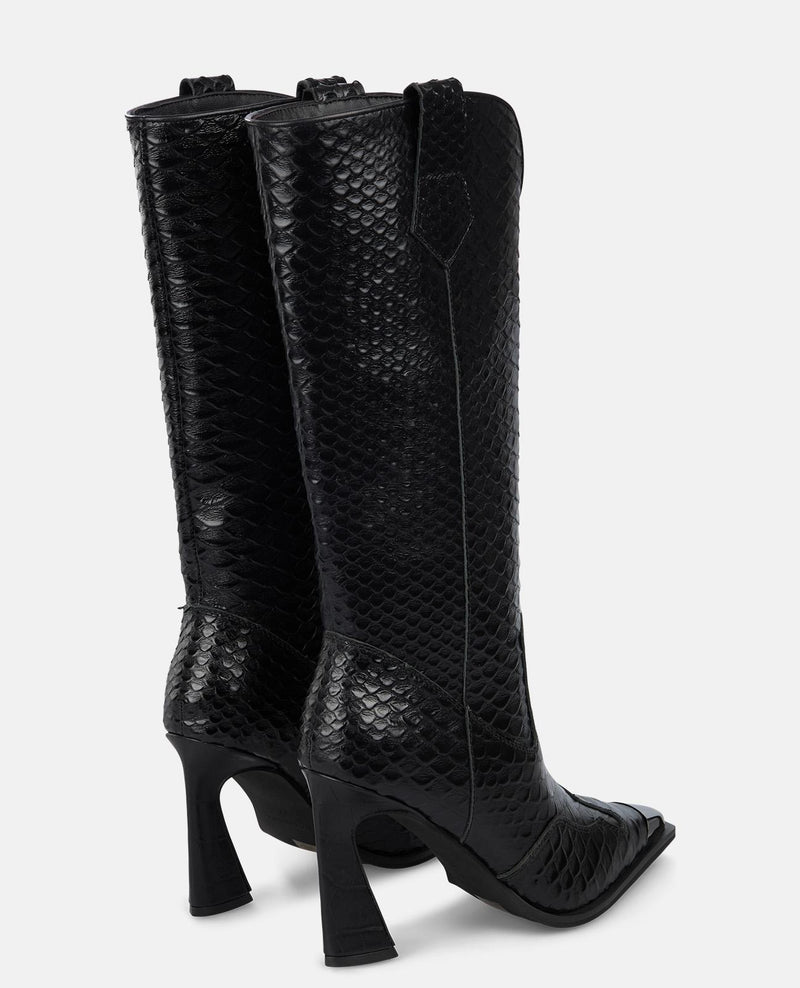 BOTA TACÓN EMBUDO TEXTURA