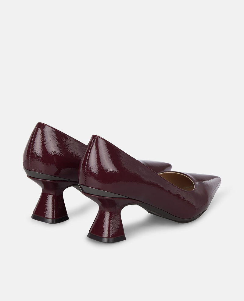 ZAPATO TACÓN BAJO DETALLE