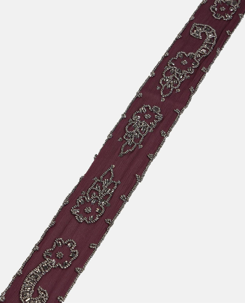 PAÑUELO CON ABALORIOS