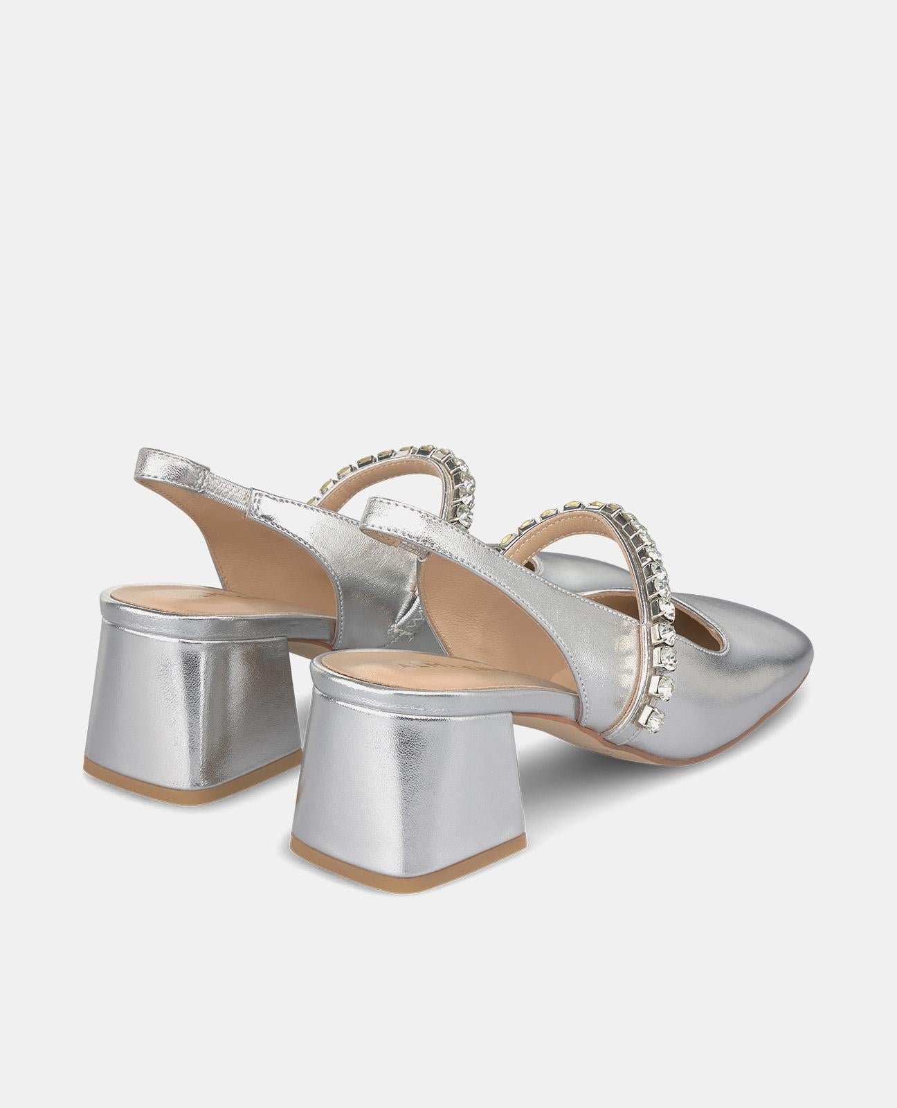 ZAPATO CON TIRA PEDRERÍA