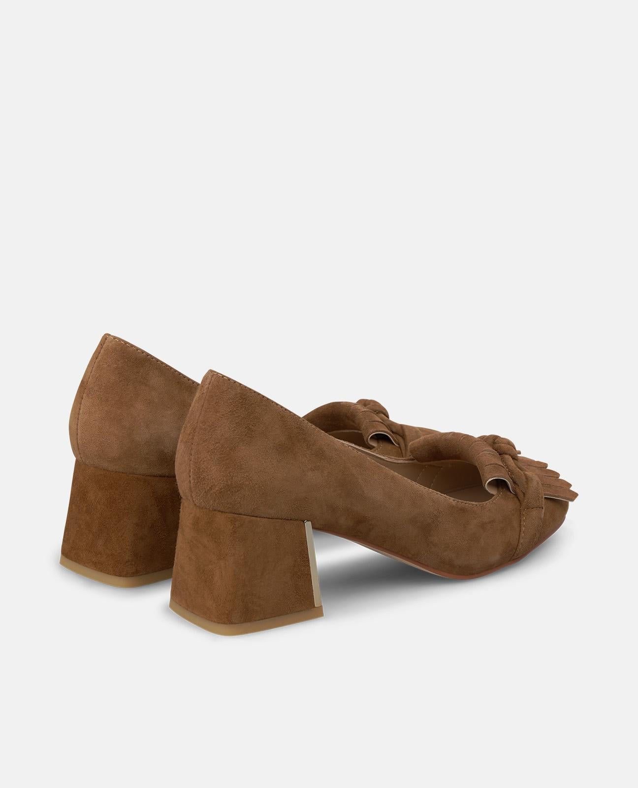 ZAPATO DE ANTE CON FLECOS
