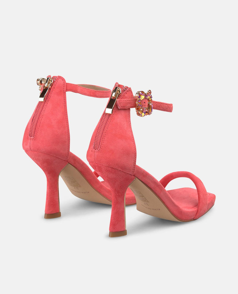 SANDALIA TACON TIRA METALIZADA