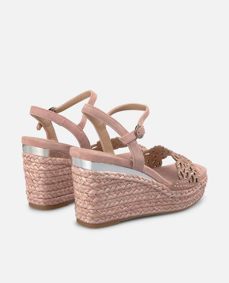 SANDALIA CUÑA ESPARTO TIRA ANCHA BORDADA