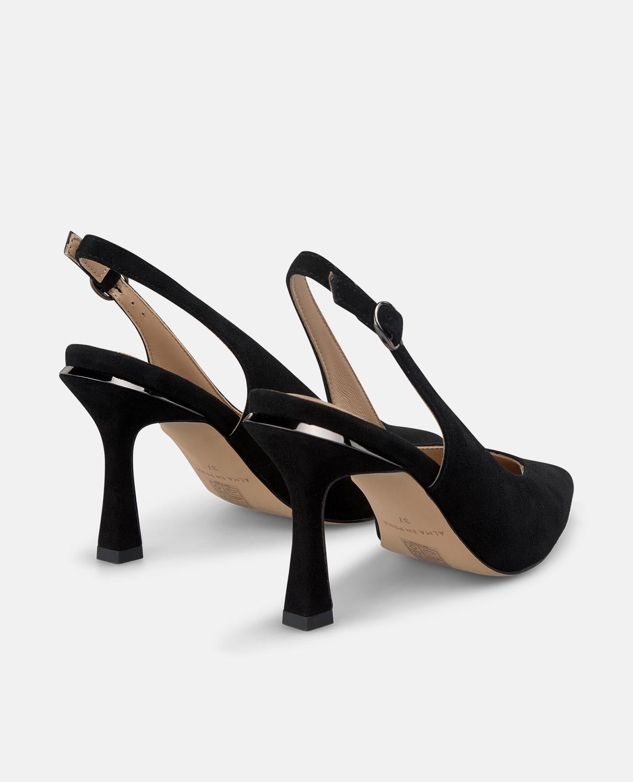 SONDERAUSSTELLUNG FÜR ABGESCHÄRFTES LEDER