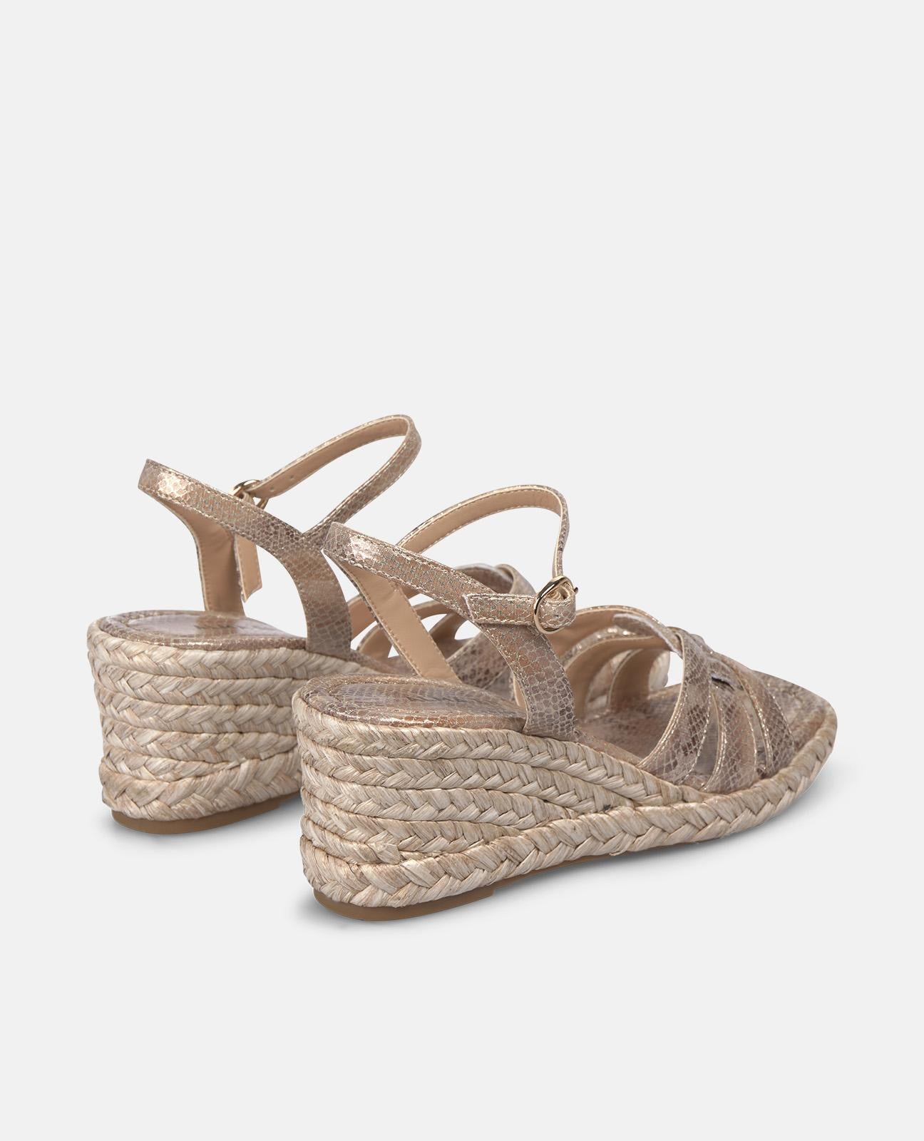 SANDALIA CUÑA MEDIO EN T