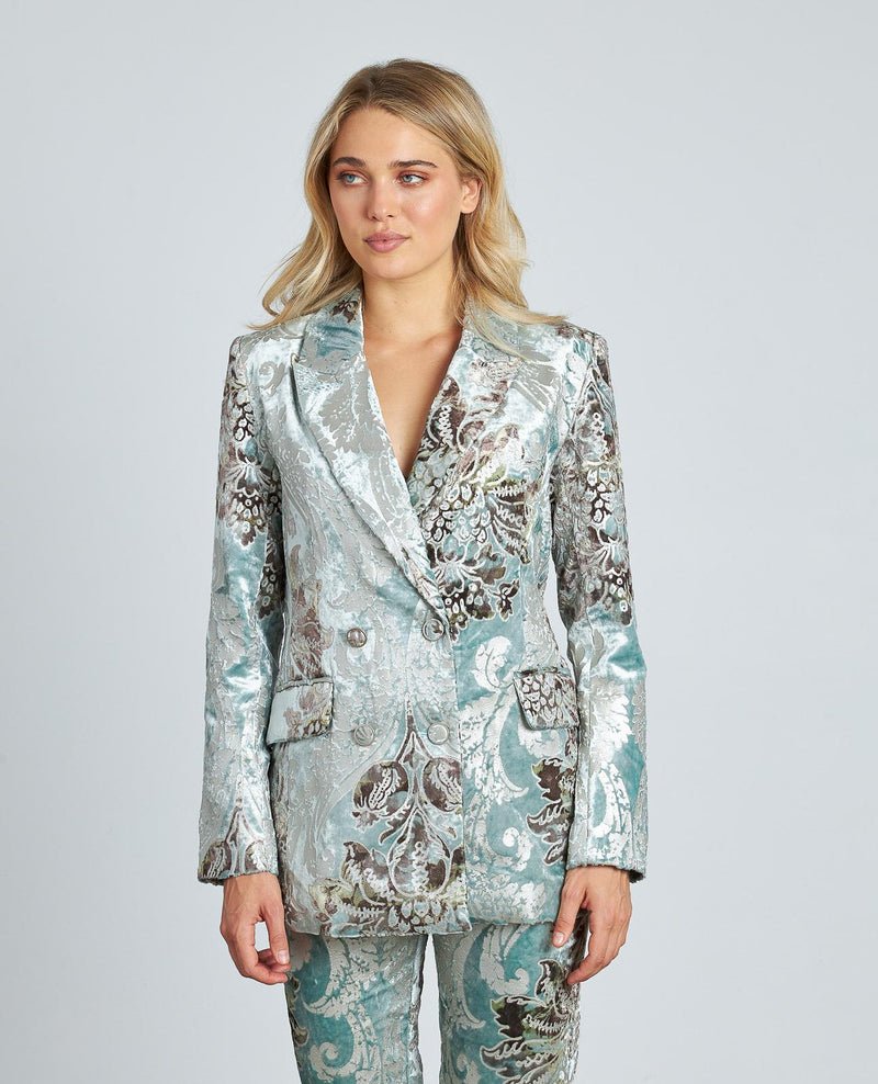 BLAZER DETALLES TERCIOPELO