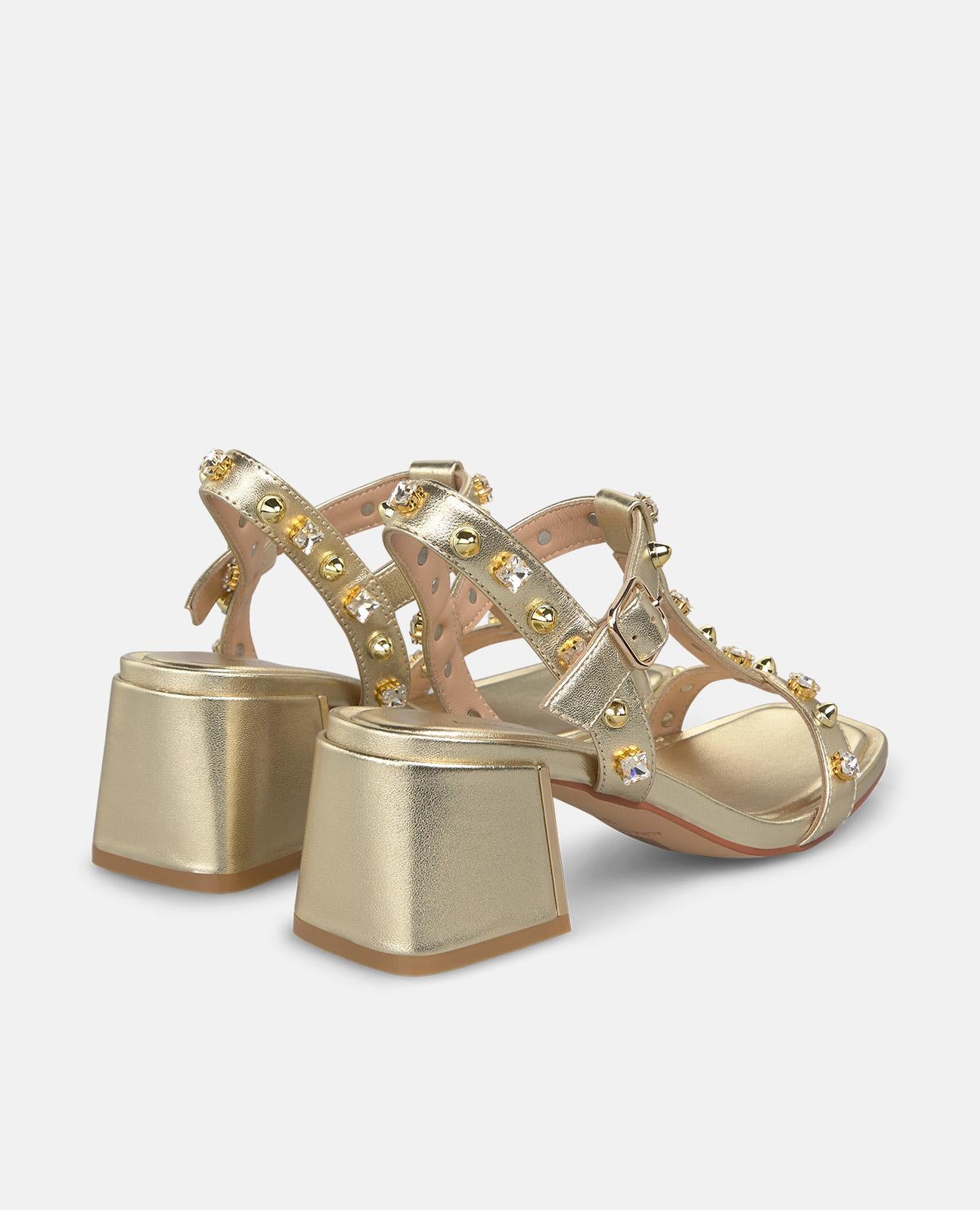 SANDALIA METALIZADA PEDRERIA