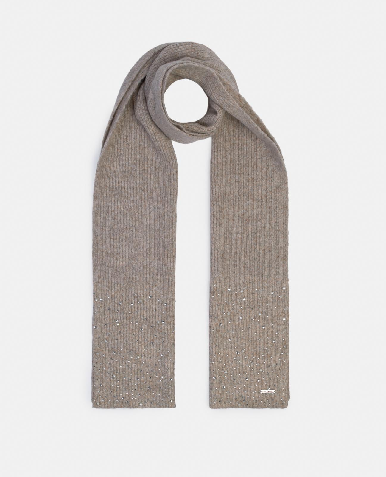 KNITTED SCARF WITH DETAILS