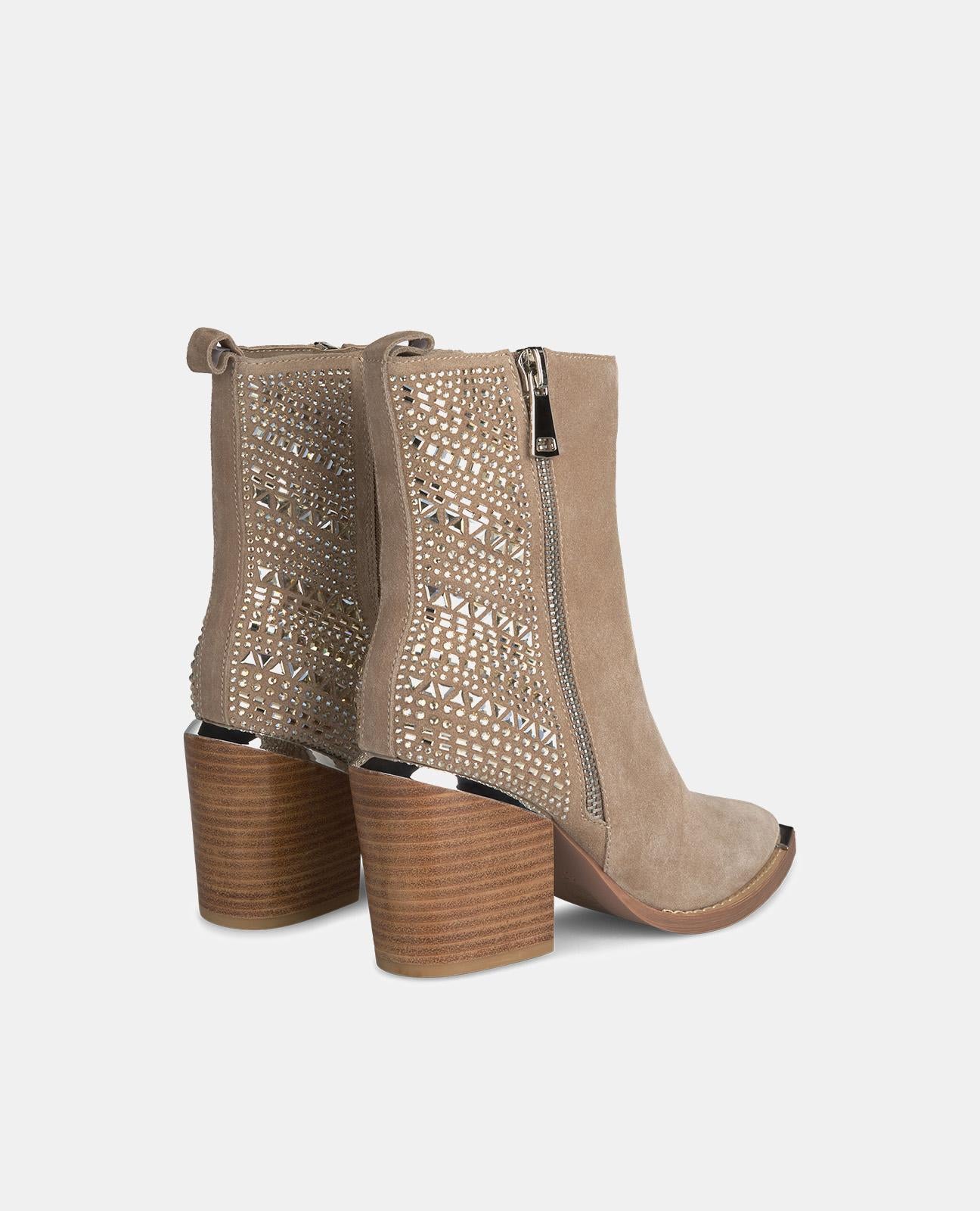 GLITZER-STIEFELETTEN