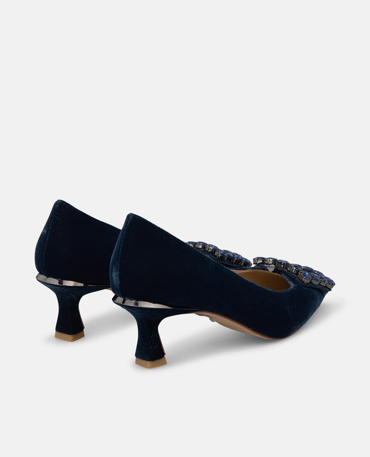 ZAPATO TACÓN TERCIOPELO CON ADORNO