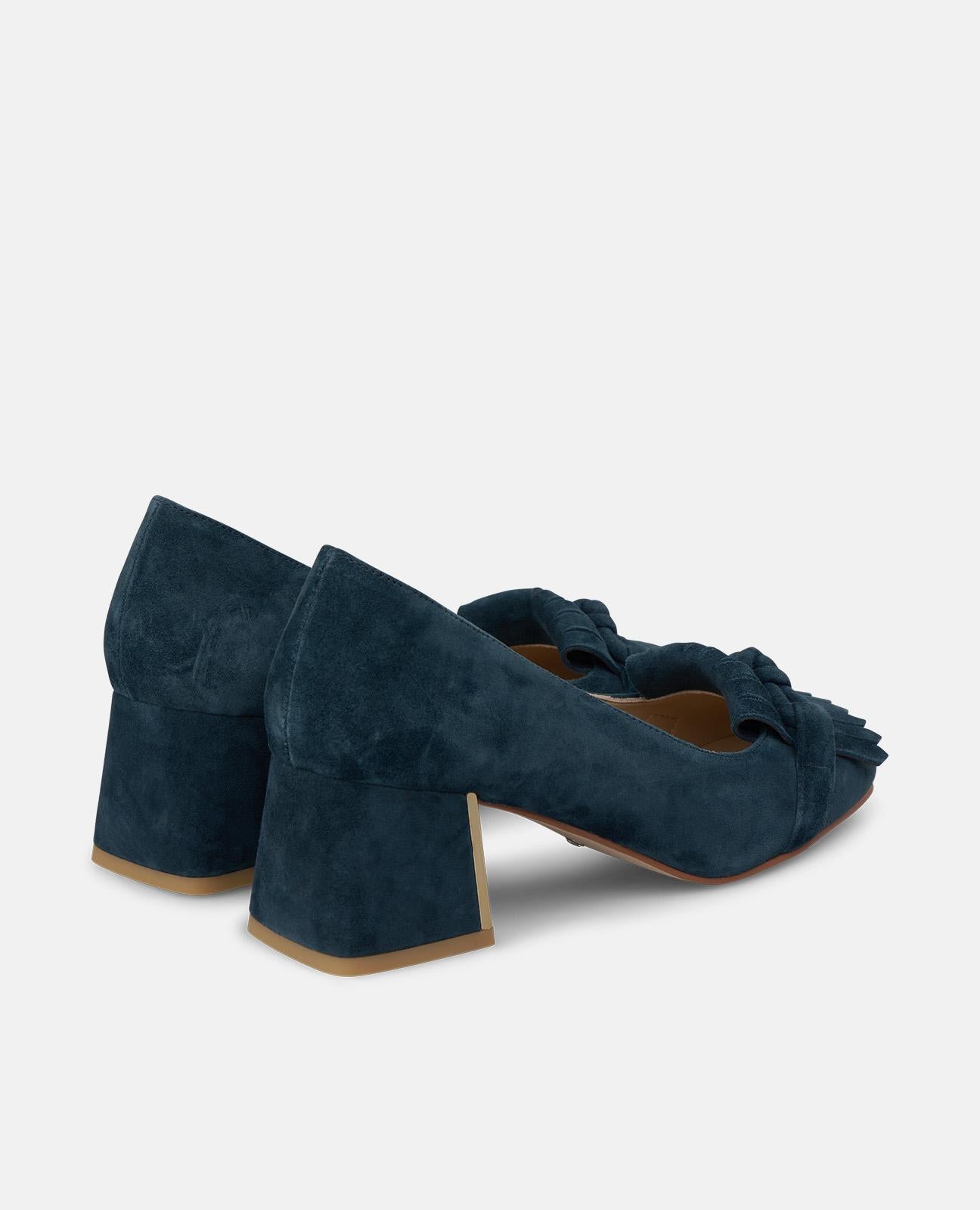 ZAPATO DE ANTE CON FLECOS