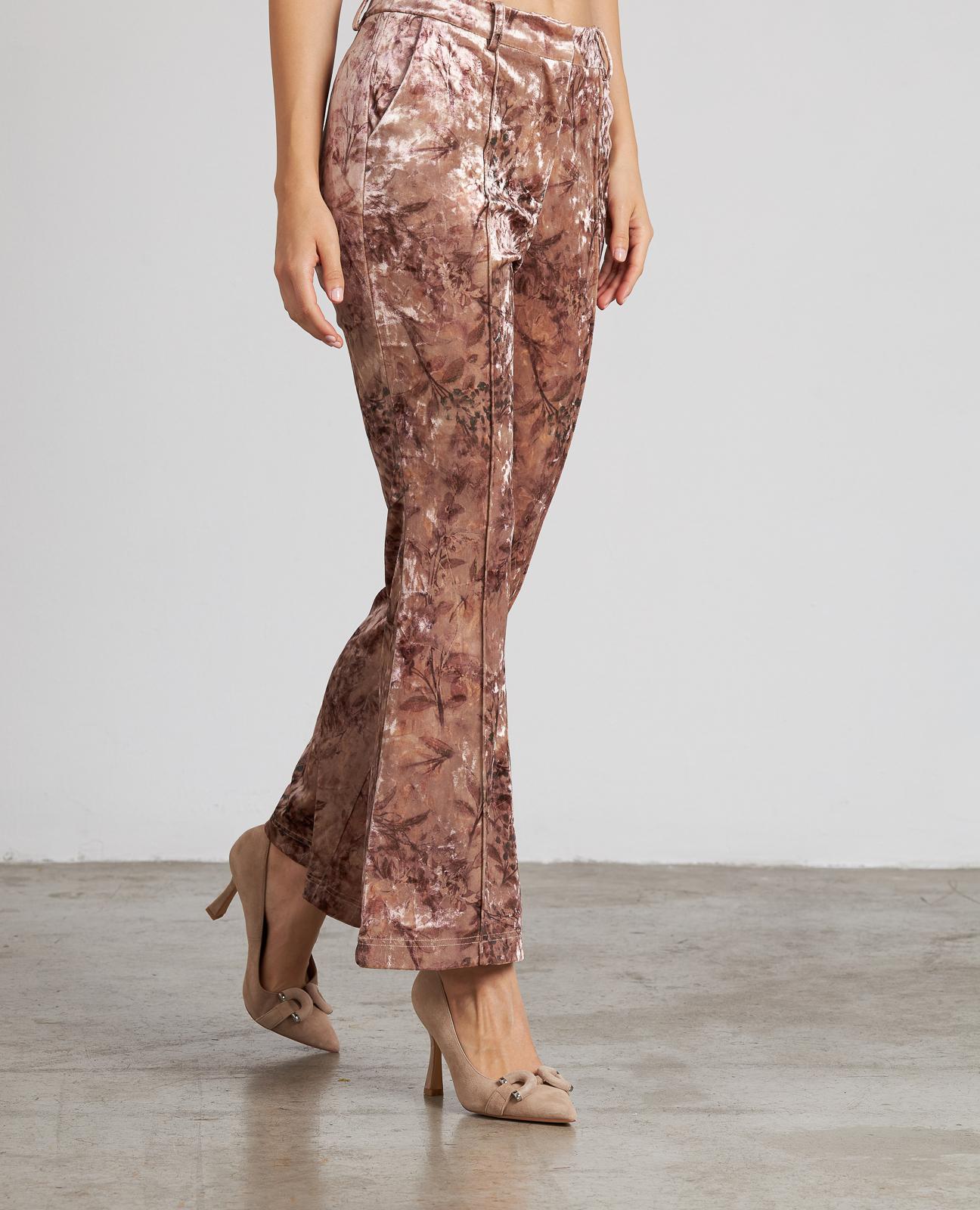 PANTALÓN FLARE TERCIOPELO