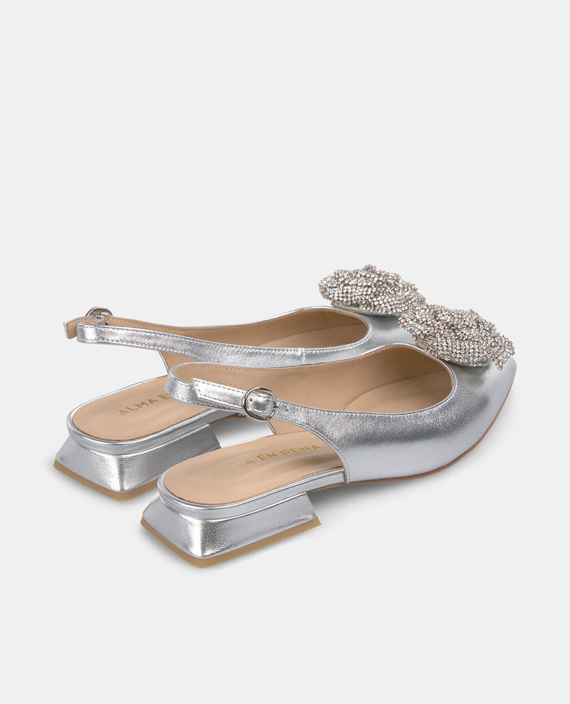 FLAT SHOE WITH FLOWER