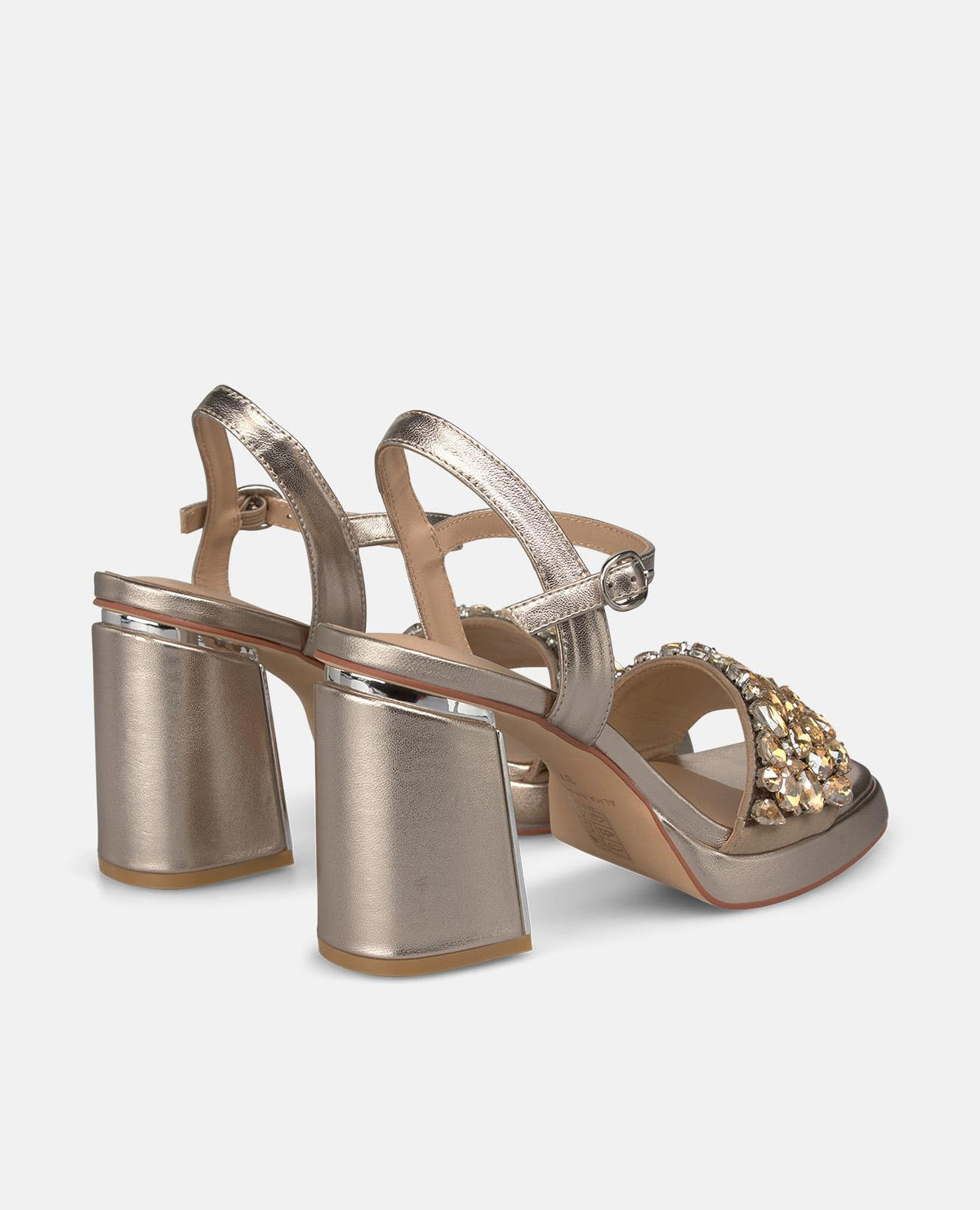 SANDALIA CON STRASS SUL DAVANTI