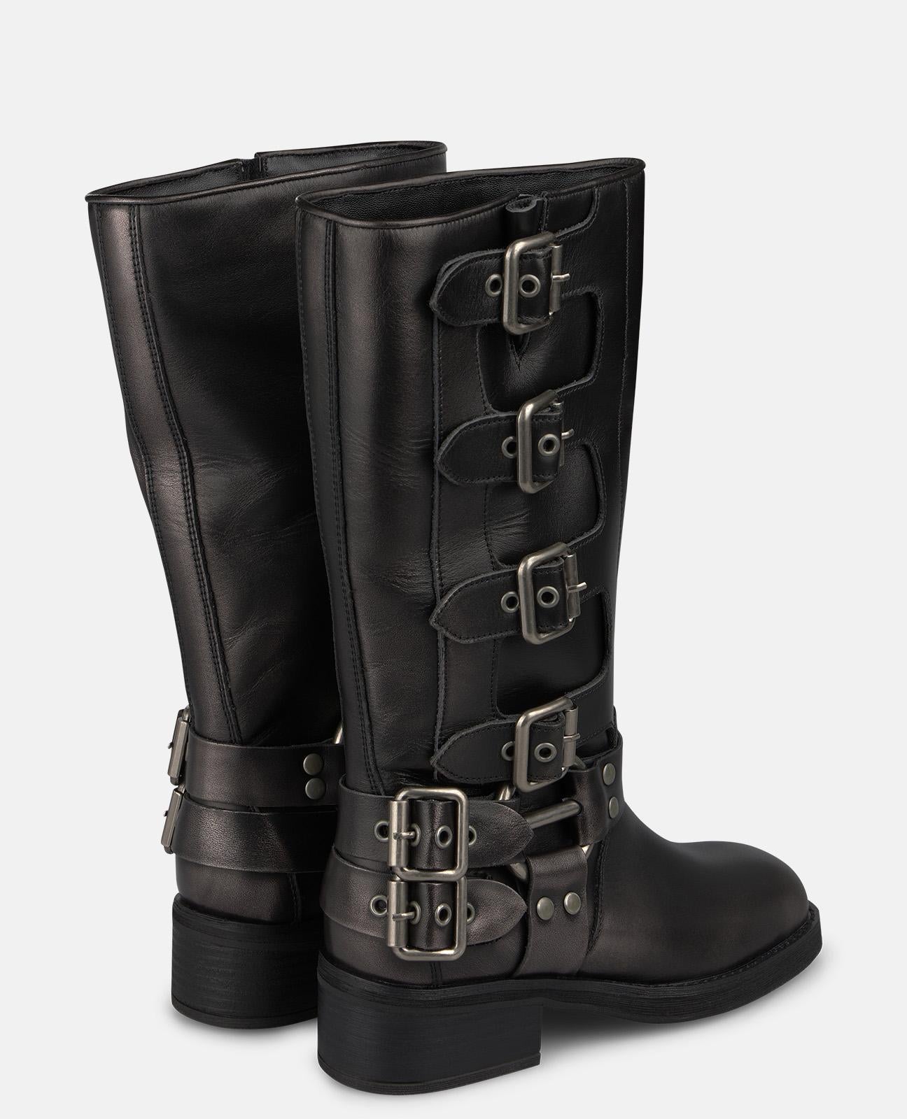 BOTA DE ANTE CON HEBILLAS