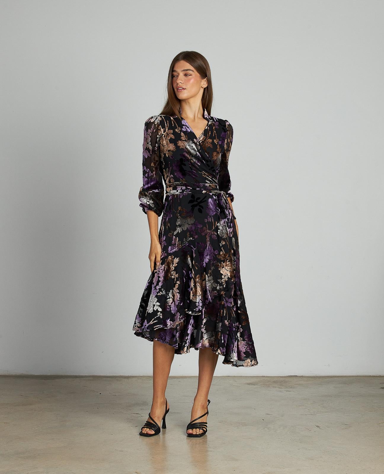 VESTIDO FLORES TERCIOPELO