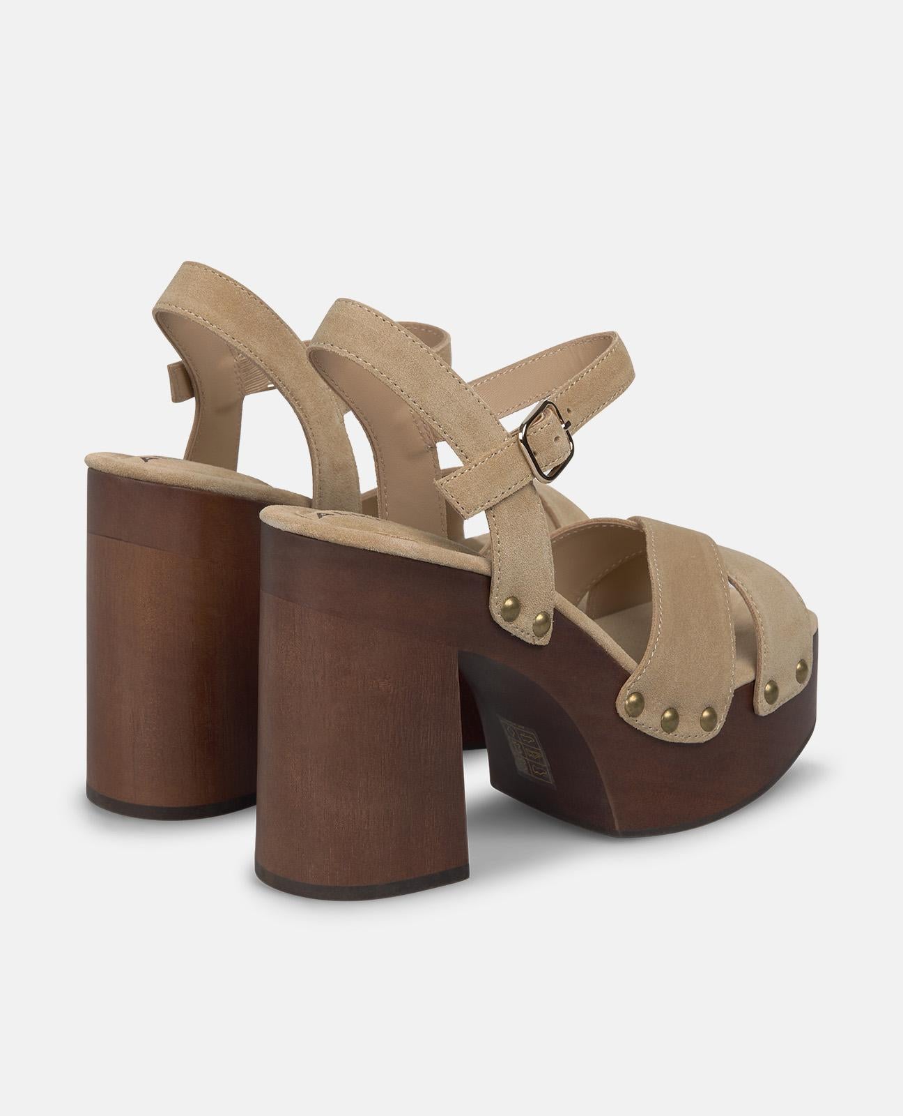 SANDALIA EXTRA PLATAFORMA