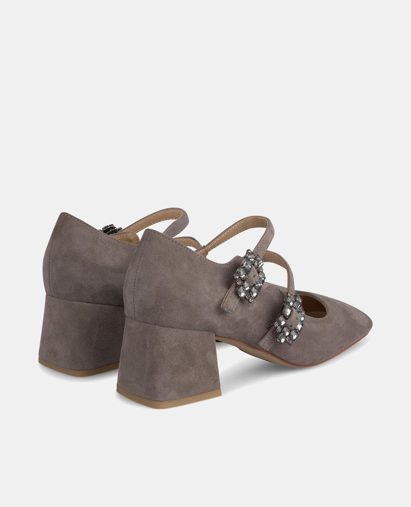 STÖCKELSCHUH MIT SCHNALLEN