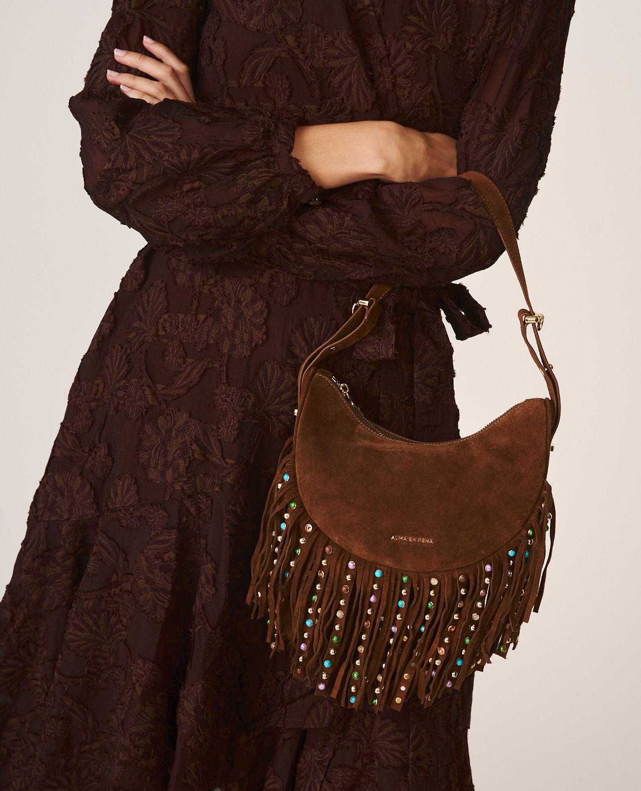 BOLSO MEDIA LUNA PIEL CON FLECOS