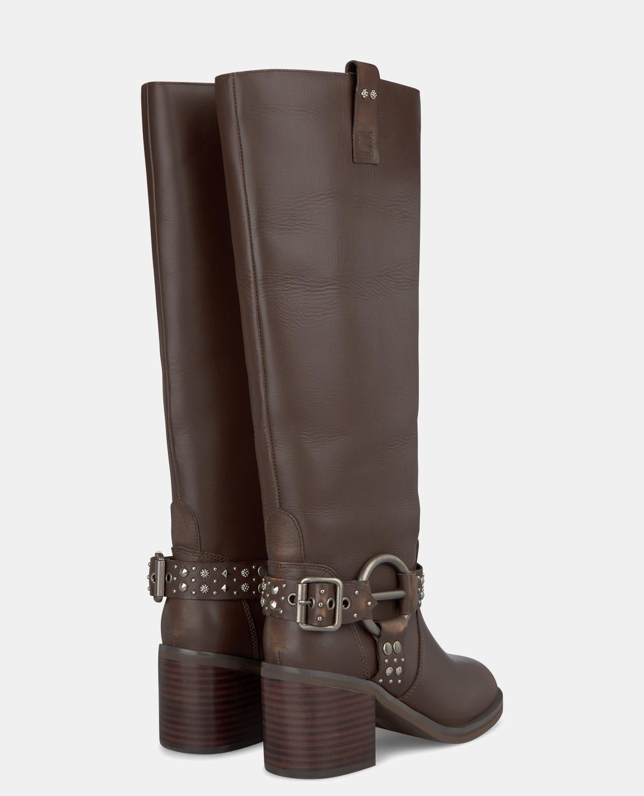 METALLIC CIRCLE HEEL BOOT