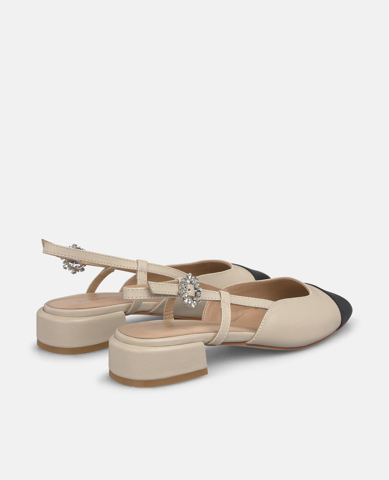 TWO-COLOR SANDAL