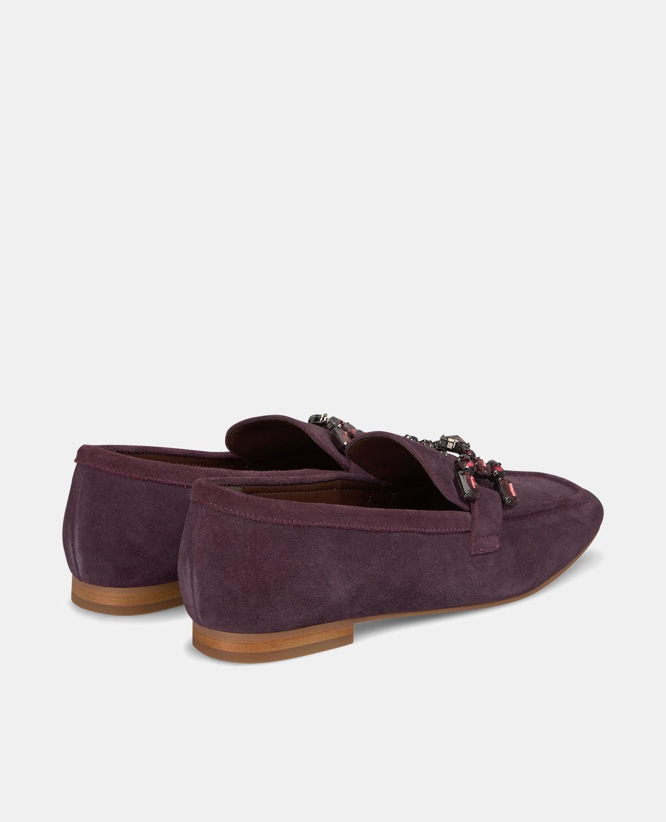 MOCASSIM COM ESTRIBOS DE STRASS