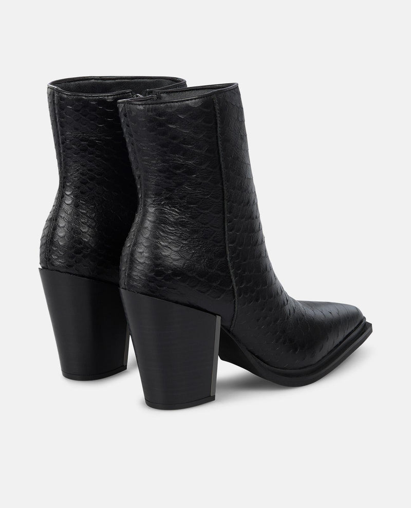 BOTÍN ALTO TACÓN ANCHO