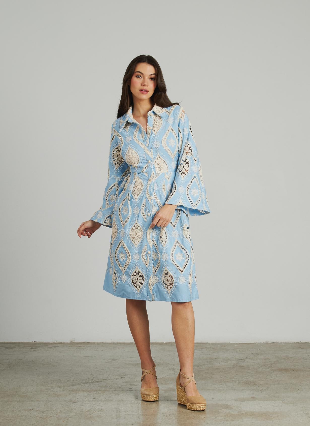 SHORT DRESS WITH EMBROIDERED DETAILS