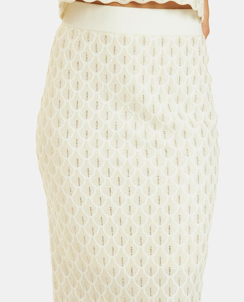 GESTRICKTER ROCK MIT GLÄNZENDEN DETAILS