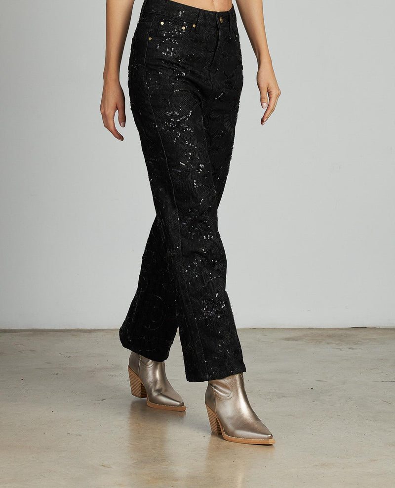 PANTALÓN RECTO DETALLES LENTEJUELAS