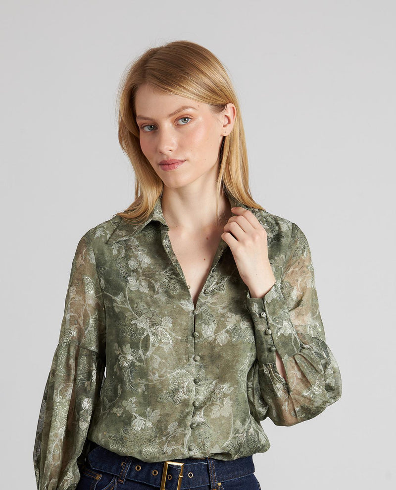 BLUSA DETALLES DORADOS