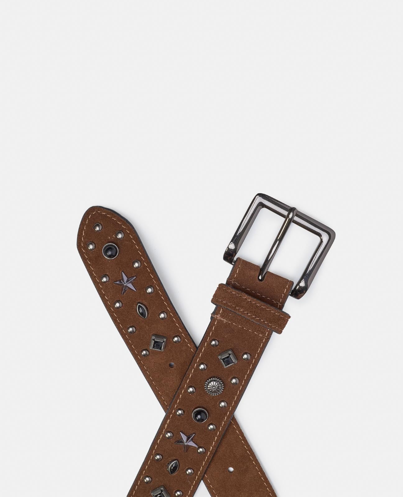 CINTURÓN DETALLE TACHAS