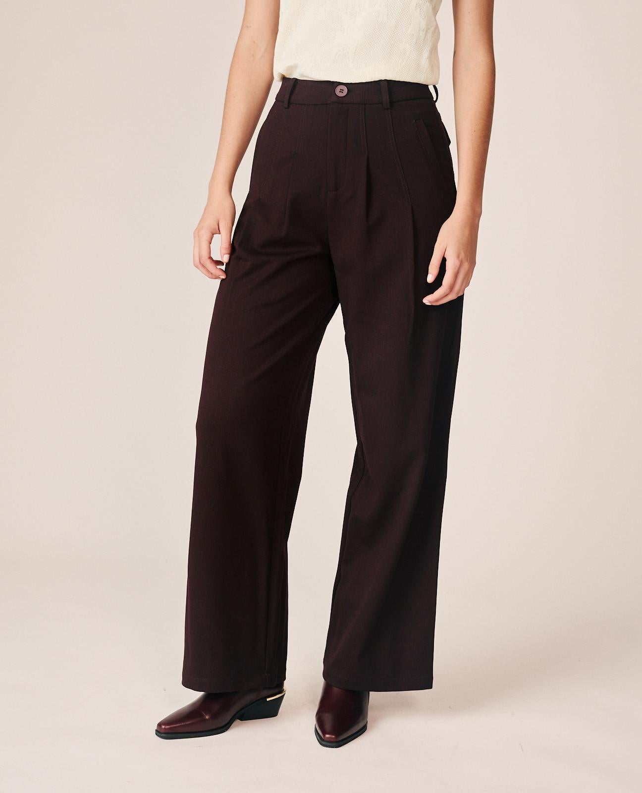 PANTALÓN ANCHO CON PINZAS