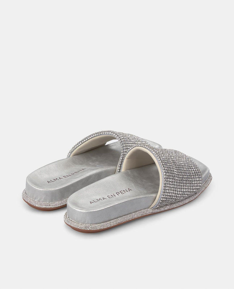SANDAL WITH PADDED STRAP