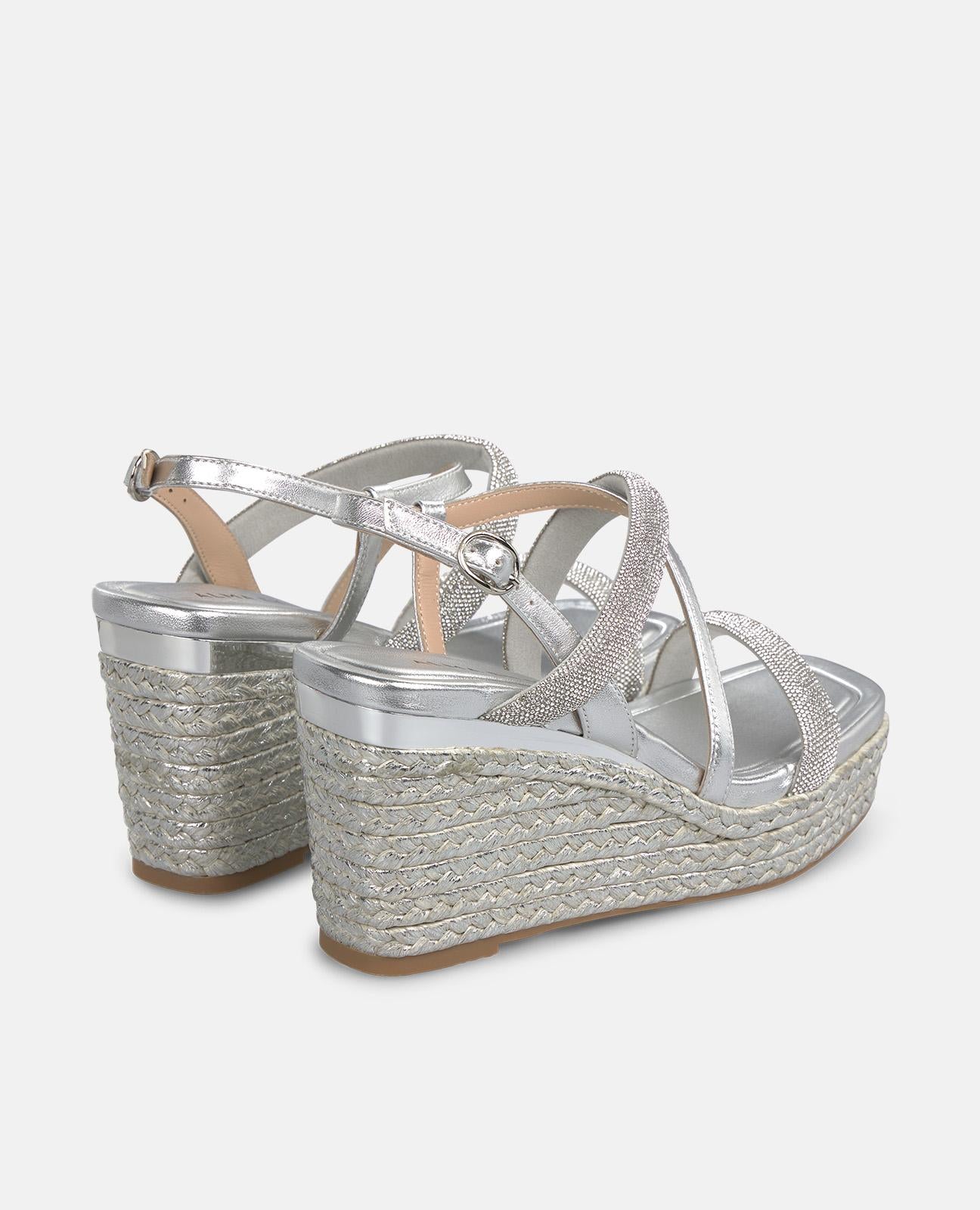 SANDALIA CUÑA ESPARTO CUERPO TUBULAR