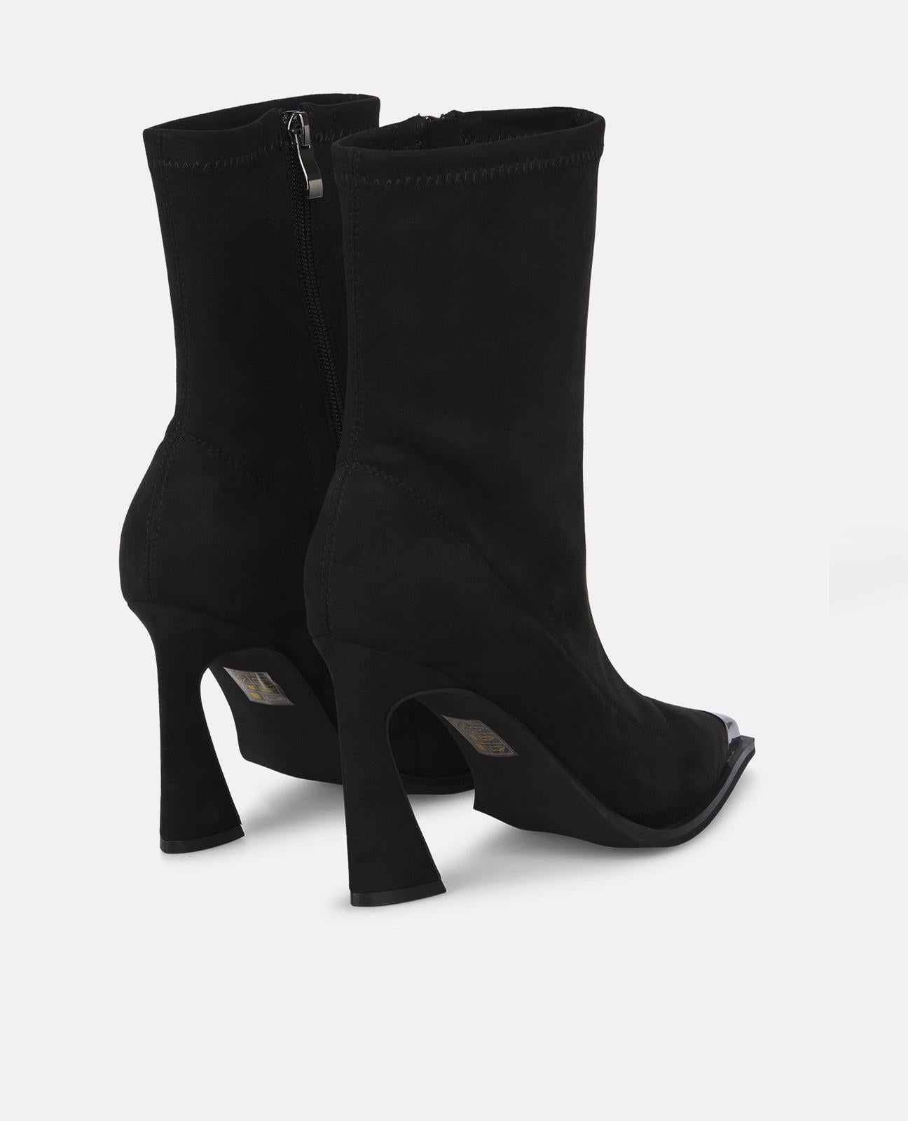 BOTÍN TACÓN DE EMBUDO