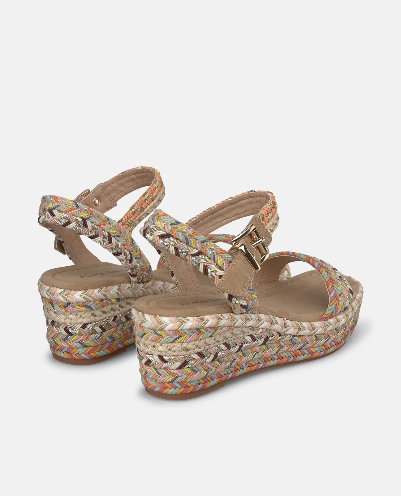 SANDALIA CUÑA TIRAS MULTICOLOR