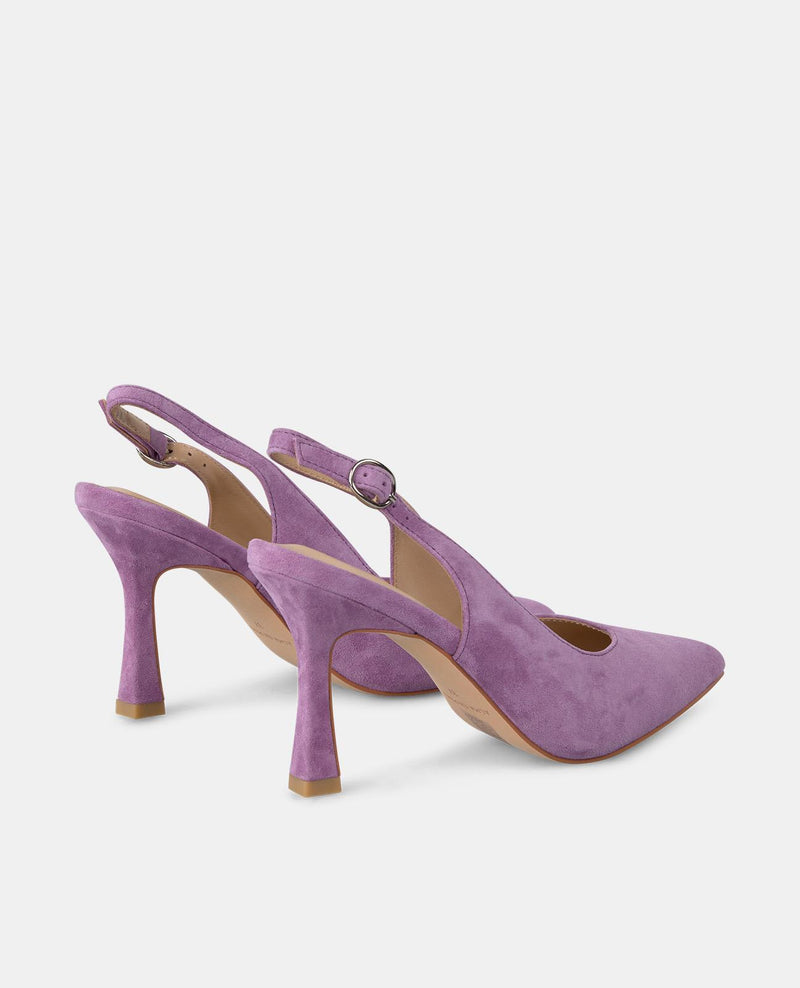 CHAUSSURES À TALONS AIGUILLES