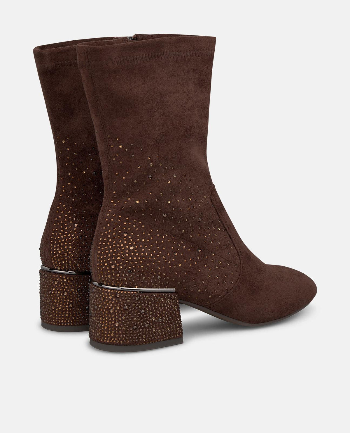 BOTA COM DETALHES NO SALTO