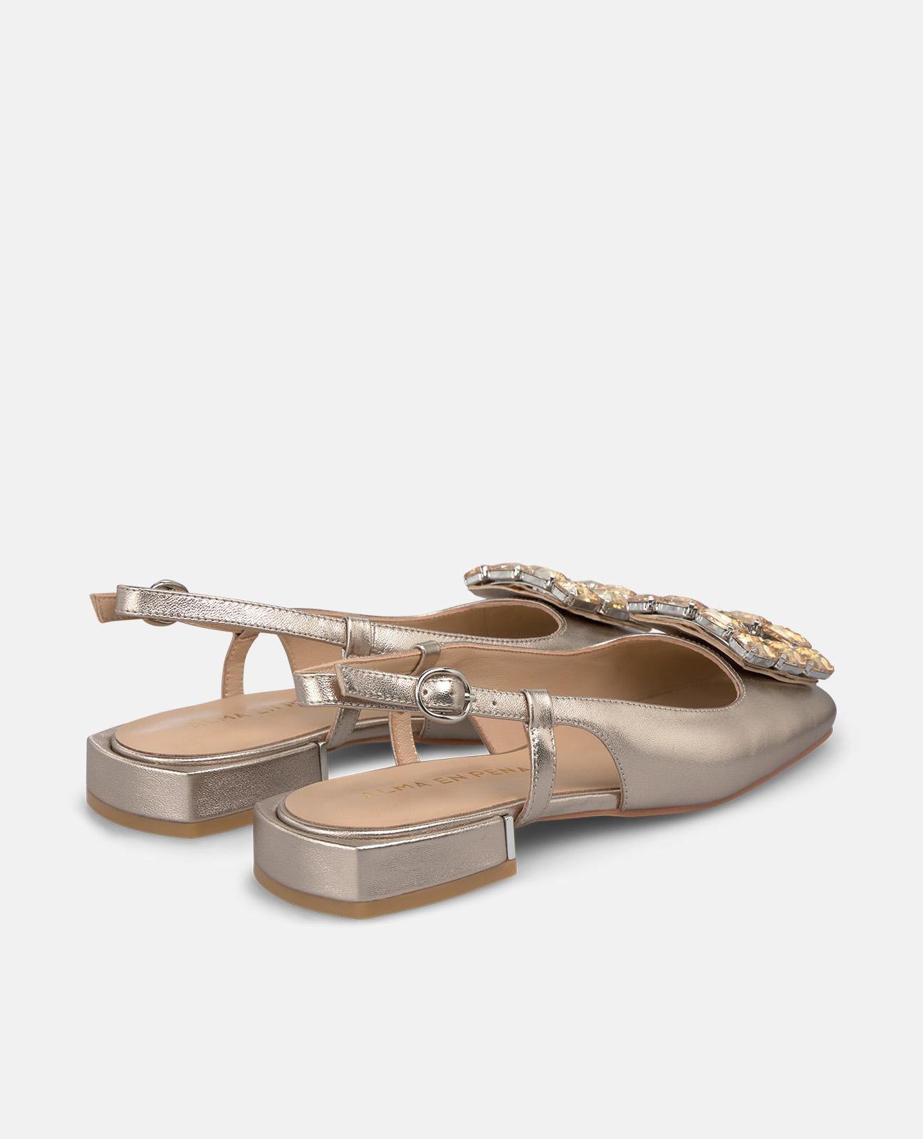 ZAPATO HEBILLA METALICA