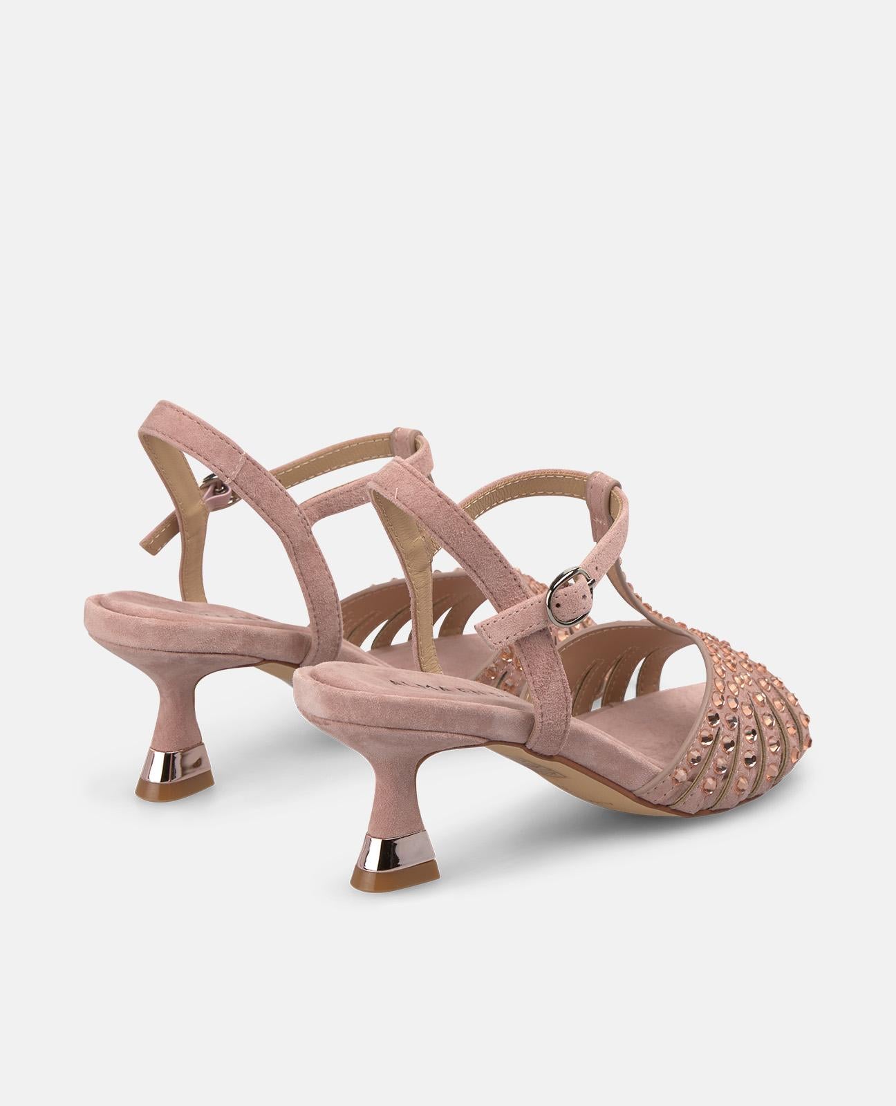 SANDALIA CON TIRAS Y PEDRERIA