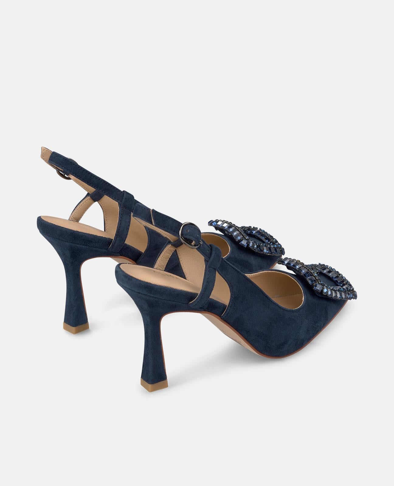 ZAPATO DE TACÓN BROCHE